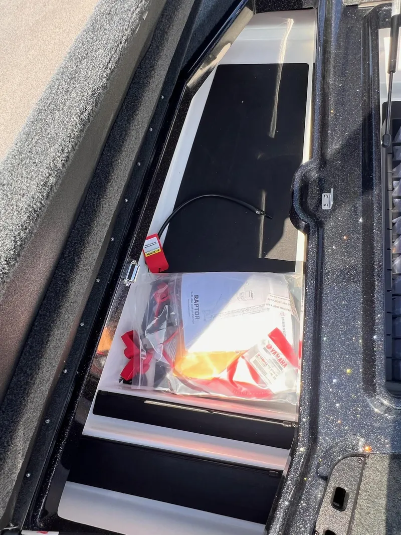 Slide: The Image of Skeeter ZXE20 2026 - 26