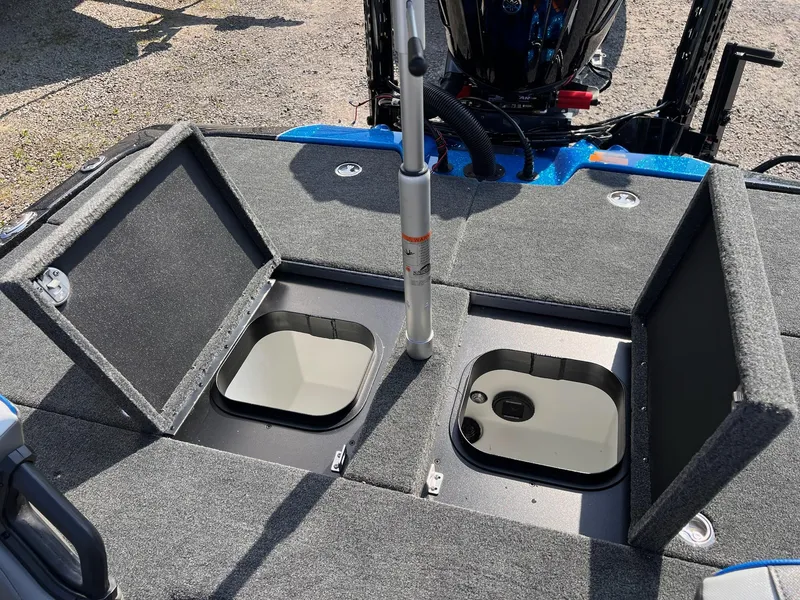 Slide: The Image of Skeeter ZXE20 2026 - 30