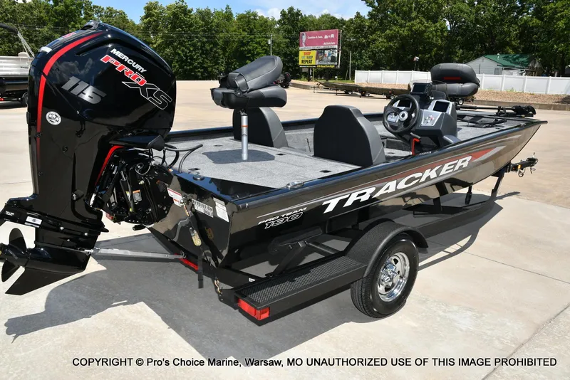 Slide: The Image of Tracker Pro Team 190 2026 - 15