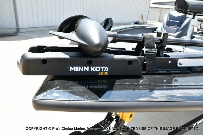 Slide: The Image of Tracker Pro Team 190 2026 - 24