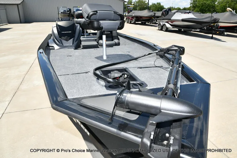 Slide: The Image of Tracker Pro Team 190 2026 - 27