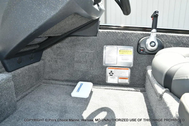 Slide: The Image of Tracker Pro Team 190 2026 - 41