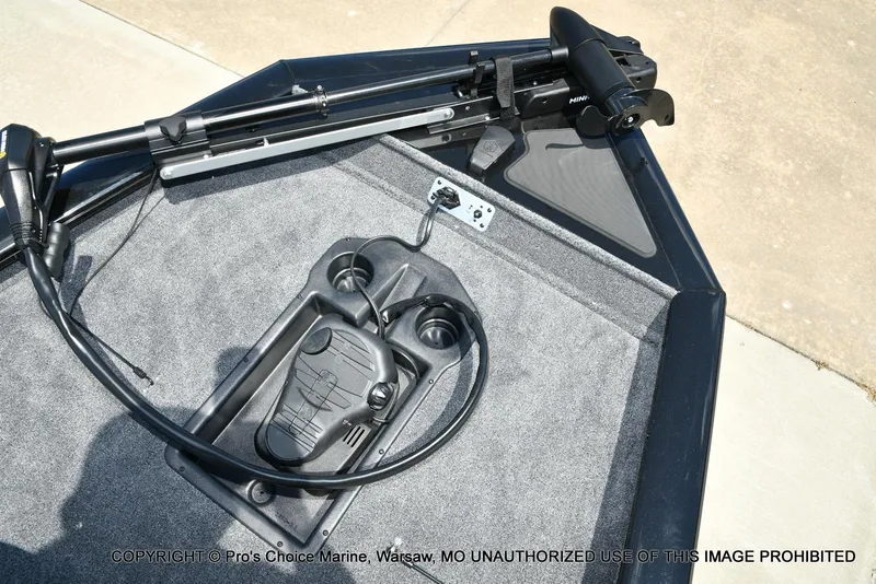 Slide: The Image of Tracker Pro Team 190 2026 - 46