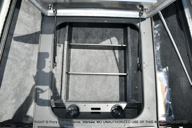 Slide: The Image of Tracker Pro Team 190 2026 - 56