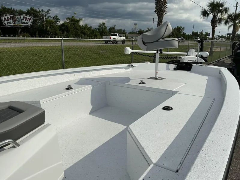 Slide: The Image of Xpress Hyper-Lift Series H22B 2026 - 8