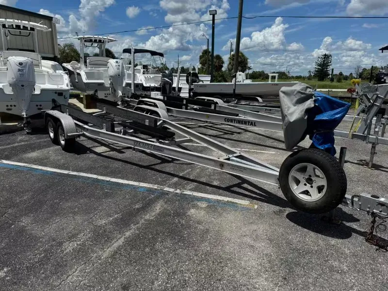 Slide: The Image of Sea Hunt 234 ultra 2015 - 16