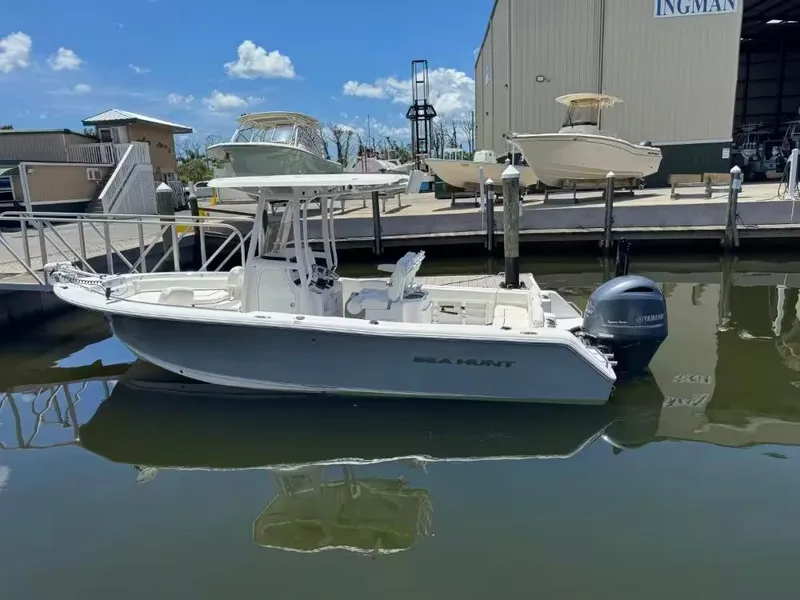 Slide: The Image of Sea Hunt 234 ultra 2015 - 6