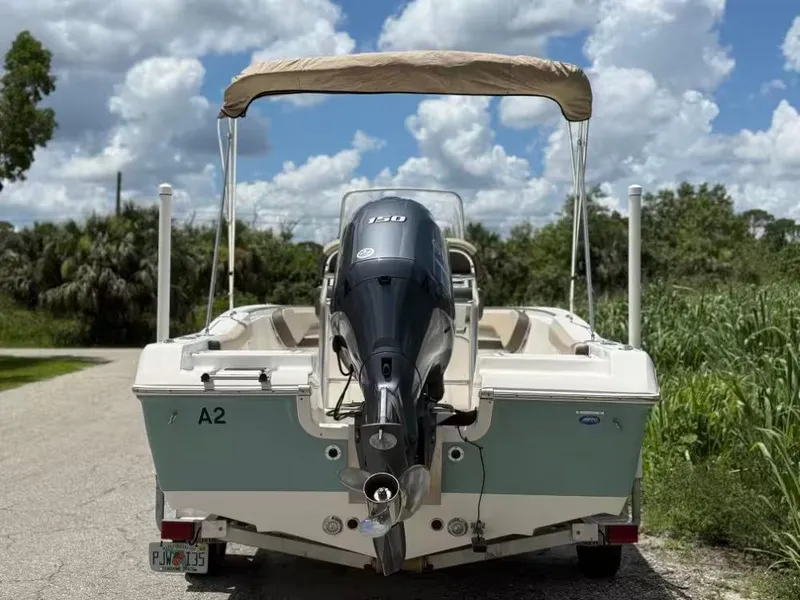 Slide: The Image of Tidewater 198 ADVENTURE 2020 - 3