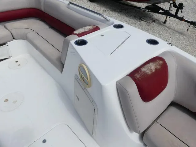 Slide: The Image of Hurricane SunDeck Sport 201 OB 2014 - 11