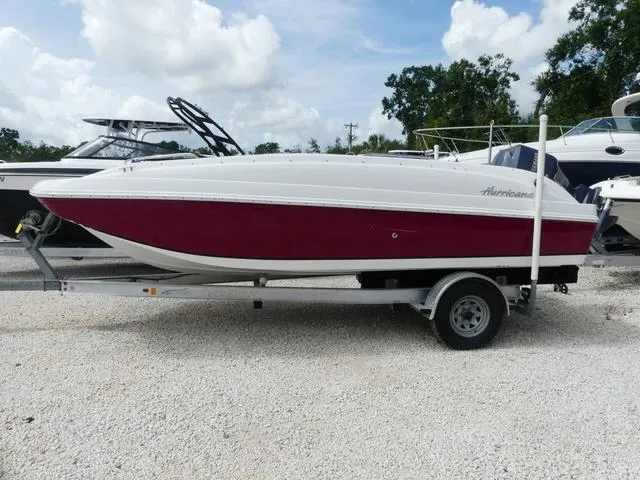 Slide: The Image of Hurricane SunDeck Sport 201 OB 2014 - 3