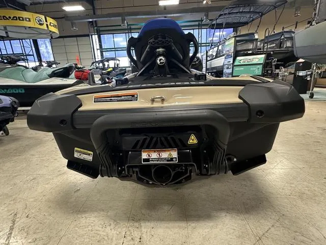 Slide: The Image of Sea-Doo Wake 170 2025 - 21