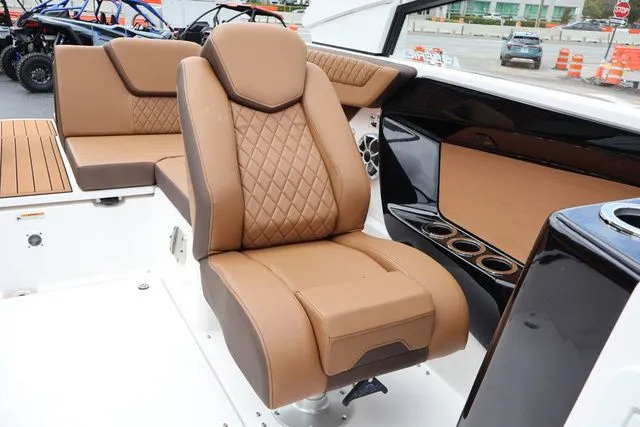 Slide: The Image of Yamaha 222SE 2025 - 15