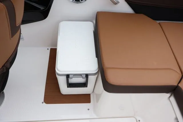 Slide: The Image of Yamaha 222SE 2025 - 20