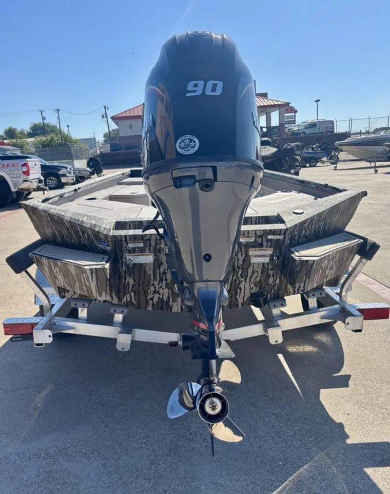 Slide: The Image of Avid 18 Commander 2026 - 9