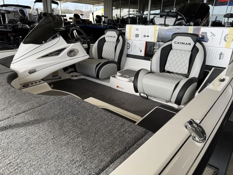 Slide: The Image of Caymas CX 21 PRO 2026 - 7