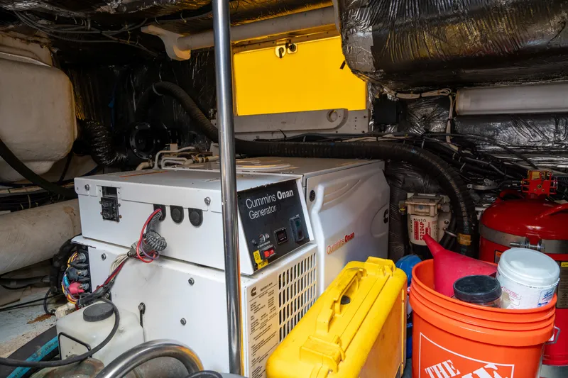 Slide: The Image of Tiara 4300 Open 1998 - 51