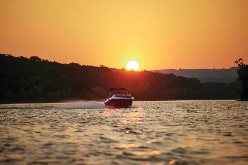 Slide: The Image of Tahoe 200 S 2025 - 94