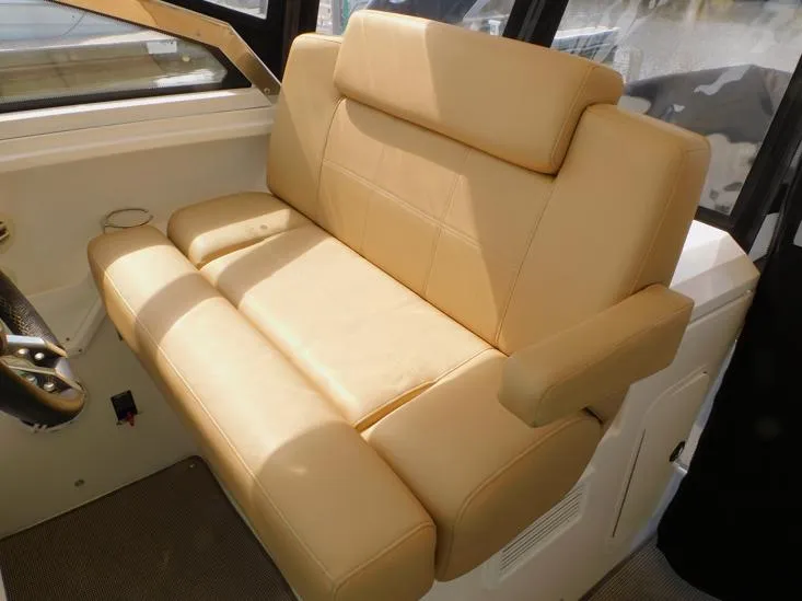 Slide: The Image of Cruisers 39 Express Coupe 2016 - 15