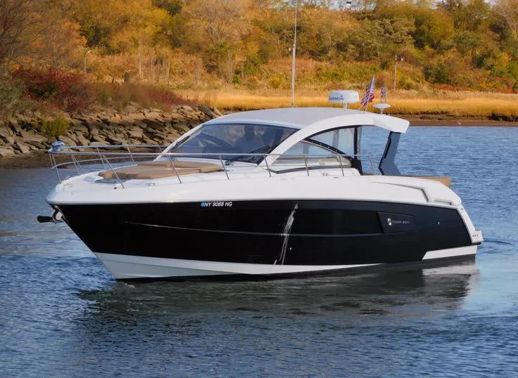 Slide: The Image of Cruisers 39 Express Coupe 2016 - 2
