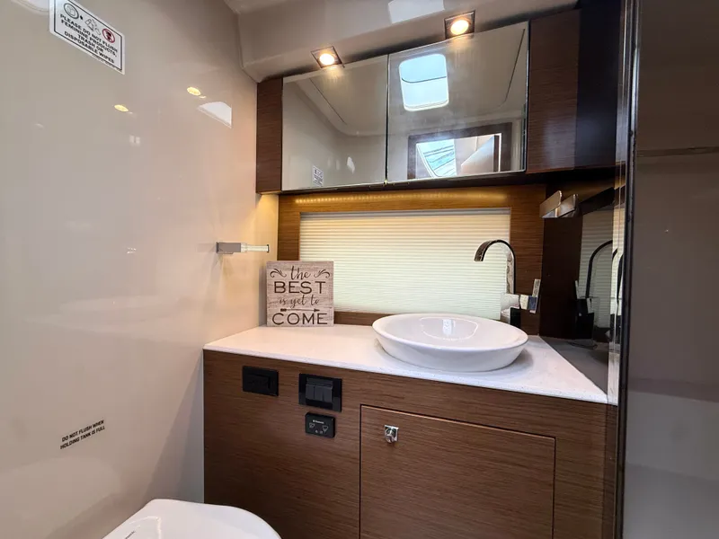 Slide: The Image of Cruisers 39 Express Coupe 2016 - 27