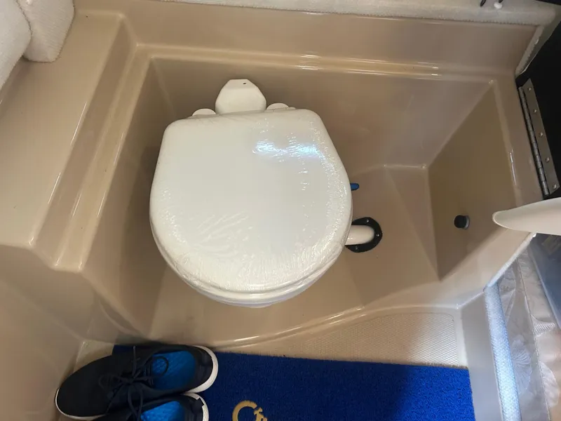 Slide: The Image of Ranger Tug R-31 CB 2017 - 22