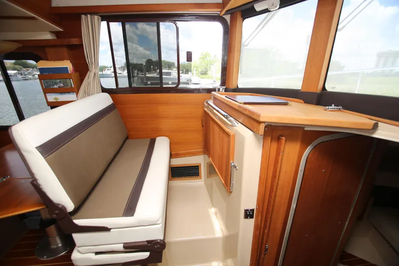 Slide: The Image of Companion seat to port - 7