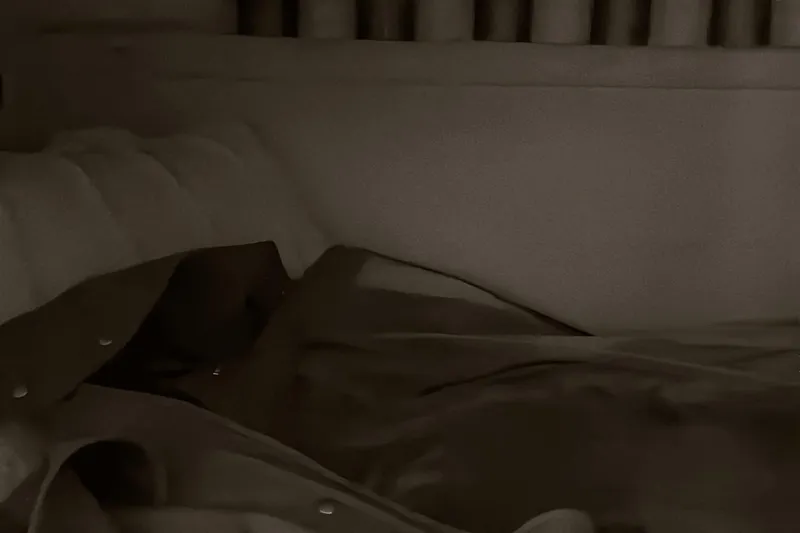 Slide: The Image of Larson Cabrio 270 Mid Cabin 2001 - 20