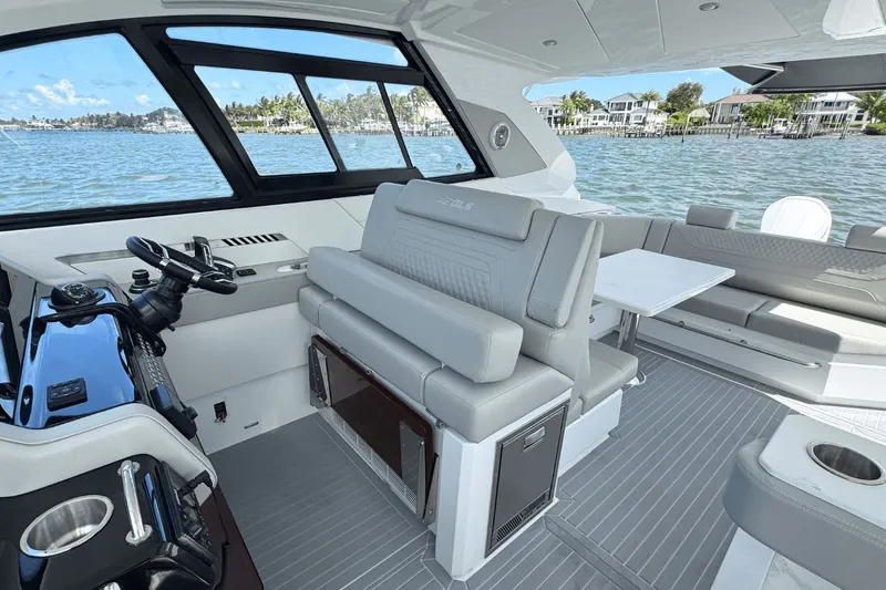 Slide: The Image of Cruisers 42 GLS OB 2026 - 7