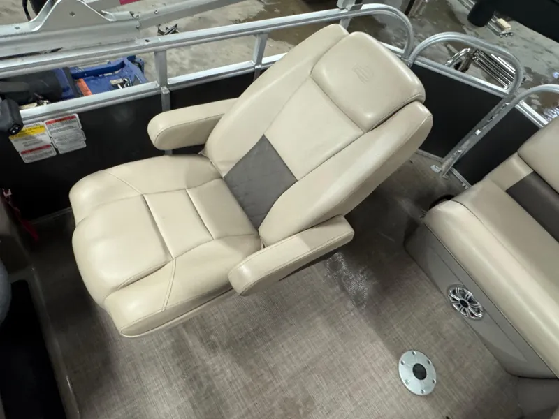 Slide: The Image of Luxurious seating on 2023 Sun Tracker Party Barge 20 DLX pontoon boat. - 10