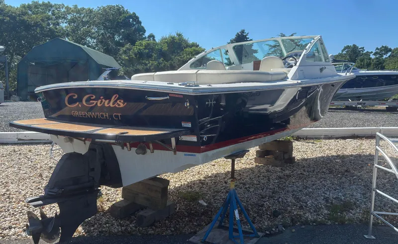 Slide: The Image of 2015 Hunt Yachts Harrier 25 Sport boat on display, Greenwich, CT. - 9