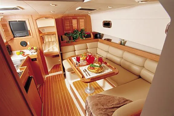Slide: The Image of 2003 Mainship 34 Pilot - 25
