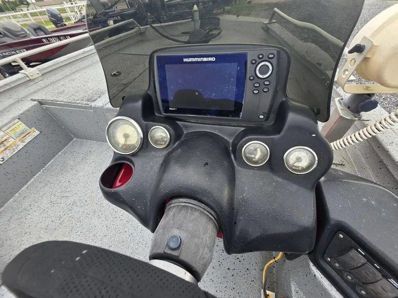 Slide: The Image of Dashboard of 2016 Xpress Xclusive Series X18 boat with Humminbird fish finder. - 11