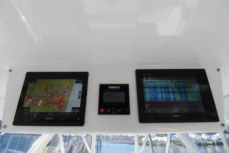 Slide: The Image of Scopinich 35 Walkaround Express 2008 - 14