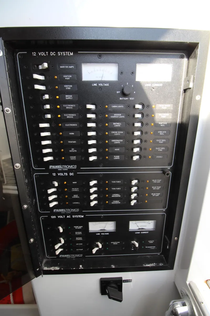 Slide: The Image of Scopinich 35 Walkaround Express 2008 - 32