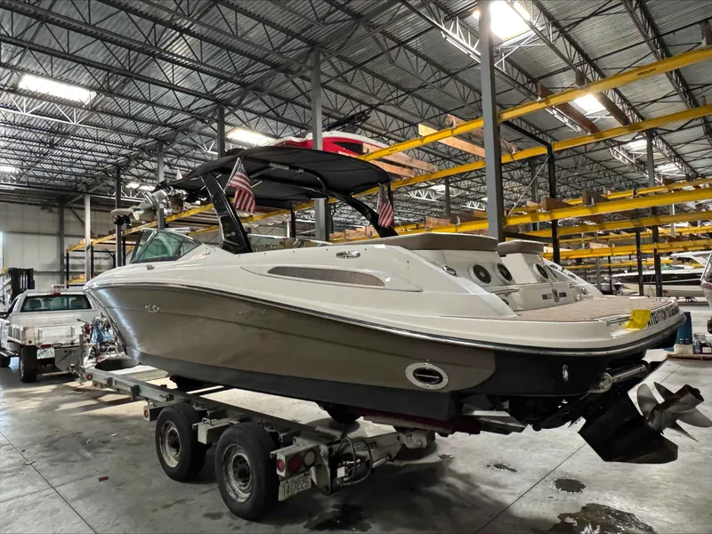 Slide: The Image of Sea Ray 270 SLX 2013 - 3