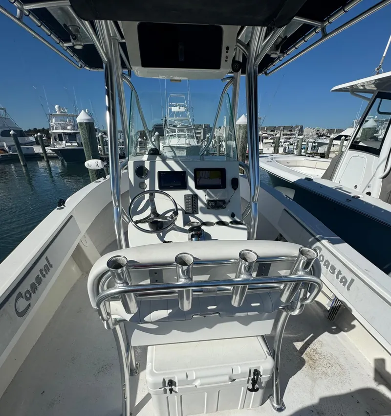 Slide: The Image of Coastal Coastal 23 Center Console 2015 - 8