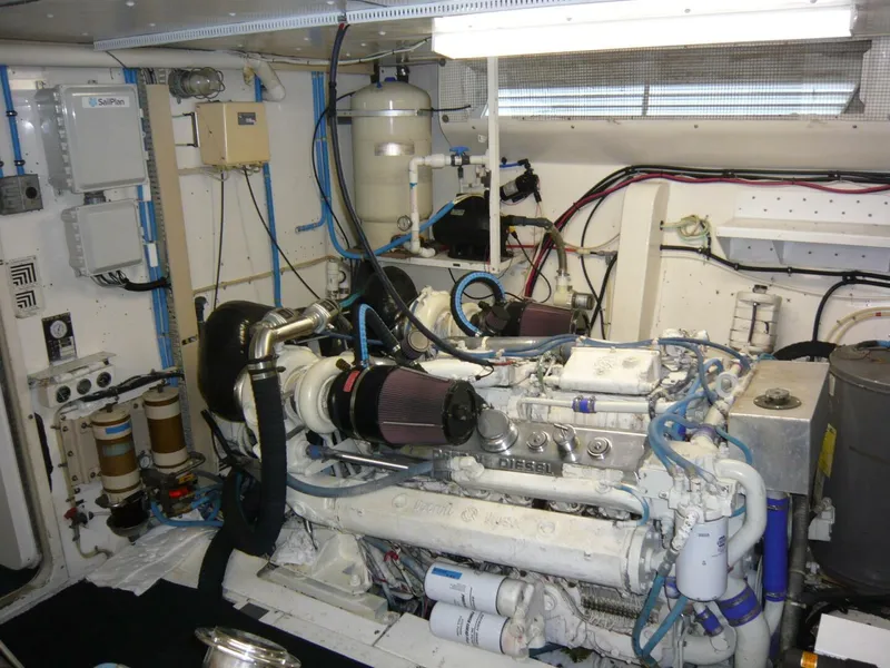 Slide: The Image of Viking Cockpit Motor Yacht 1990 - 51