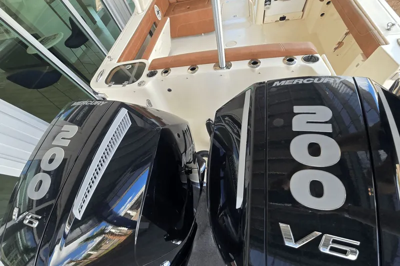 Slide: The Image of Scout 255 Dorado 2026 - 3