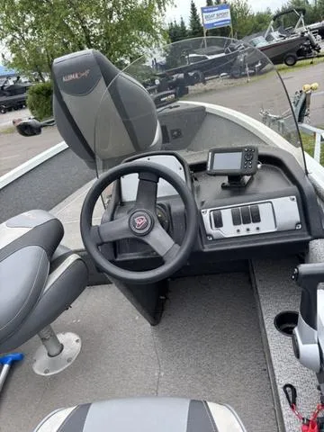 Slide: The Image of Alumacraft Escape 145 CS 2021 - 8