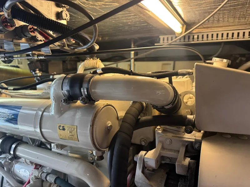 Slide: The Image of Carver 450 Voyager Pilothouse 2001 - 53