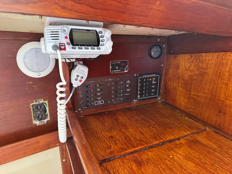 Slide: The Image of Frers 30 1987 - 18