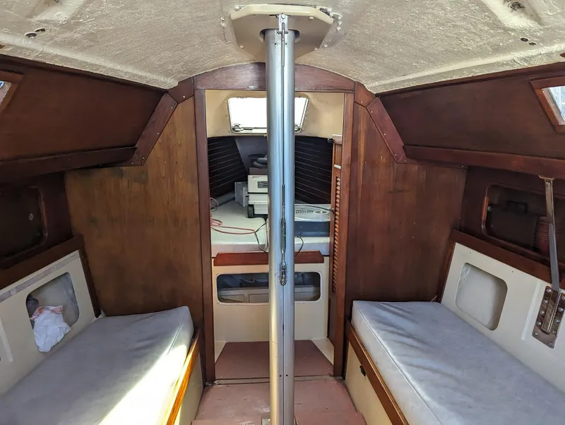 Slide: The Image of Frers 30 1987 - 23