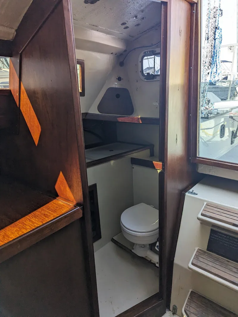 Slide: The Image of Frers 30 1987 - 26