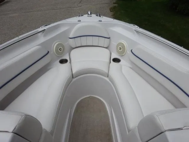 Slide: The Image of Four Winns H210 2010 - 17