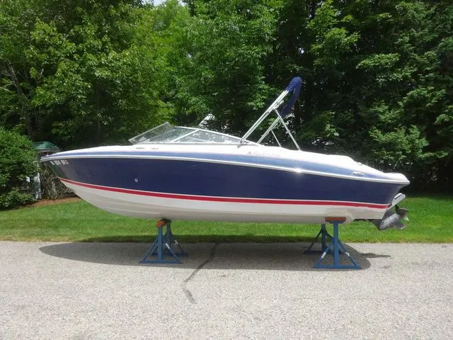 Slide: The Image of Four Winns H210 2010 - 23