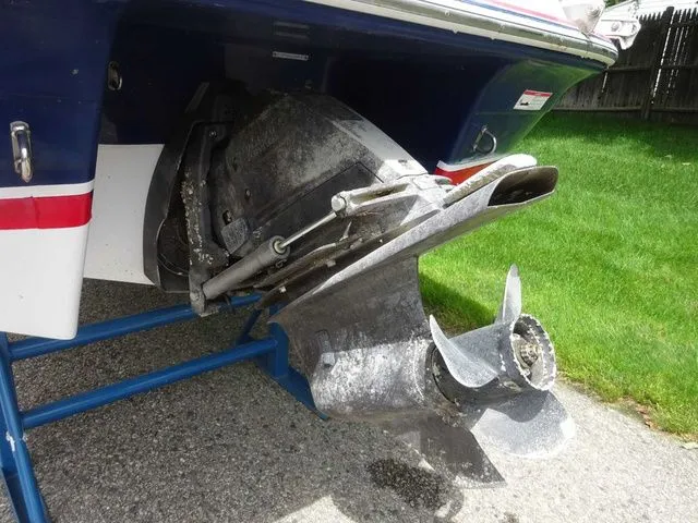 Slide: The Image of Four Winns H210 2010 - 41