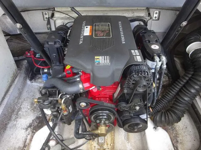 Slide: The Image of Four Winns 210 Horizon 2005 - 20