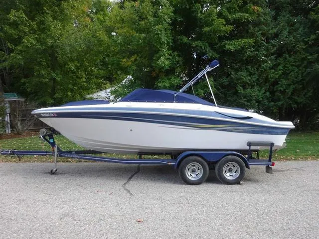 Slide: The Image of Four Winns 210 Horizon 2005 - 23