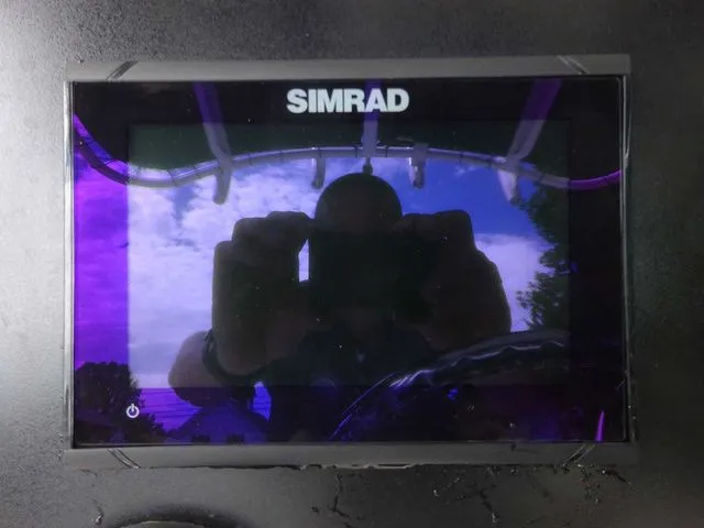 Slide: The Image of Robalo R202 Explorer 2023 - 11