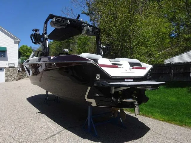 Slide: The Image of Nautique Super Air Nautique S23 2023 - 6